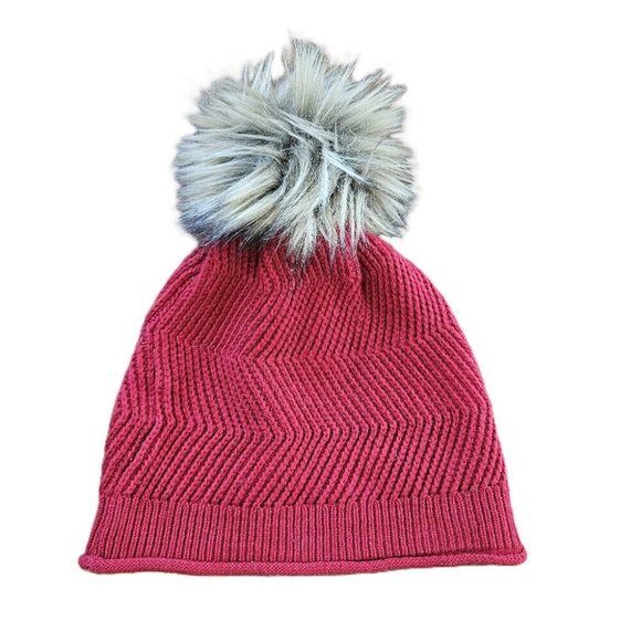 Aritzia - TNA Red Pom Pom Toque - Picture 1 of 2